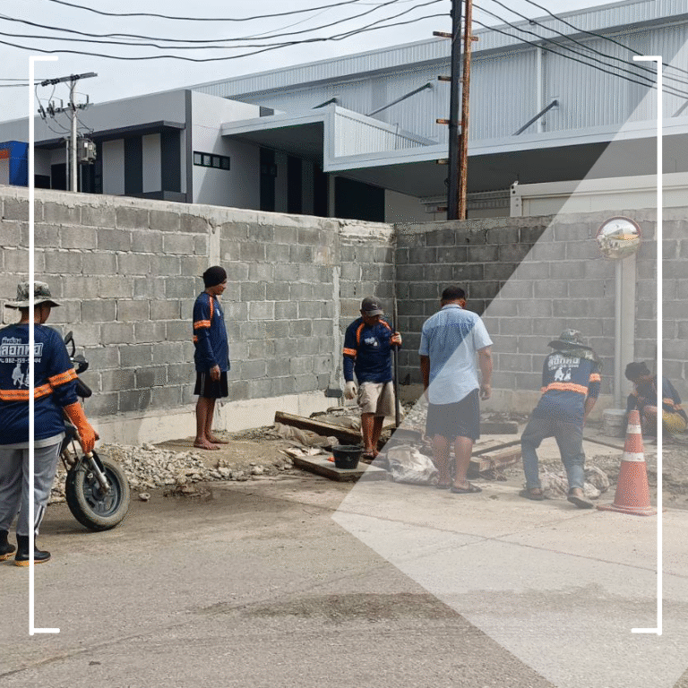 ลอกท่อระบายน้ำ